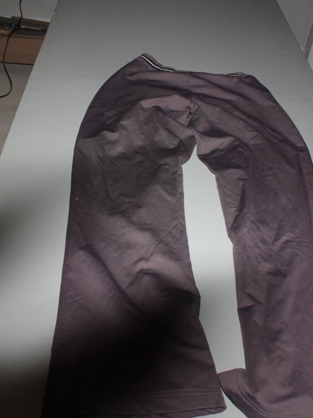 Brown Reebok Pants Size Small - Picture 4 of 5